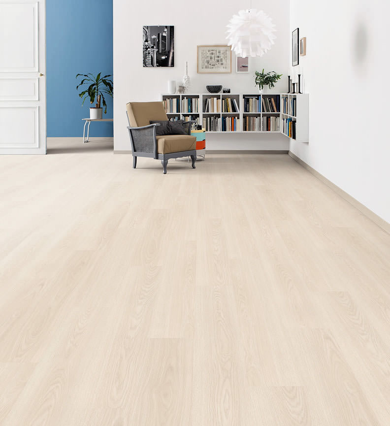 HARO Laminat Eiche edelweiß authentic Landhausdiele | Tritty 100 | 2.Wahl | 15,5 m²-4018427310561