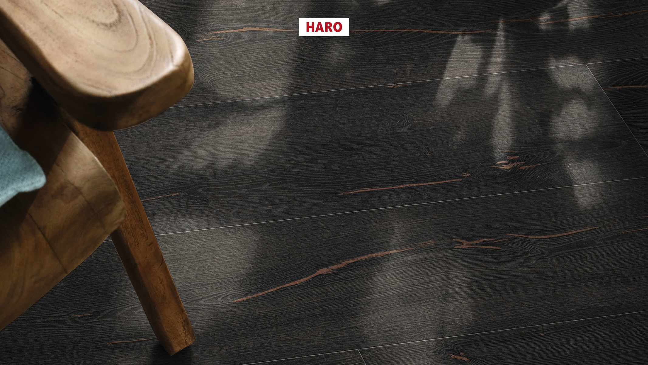 HARO Laminat Eiche Metallic schwarz authentic Landhausdiele 4V | Tritty 100 Gran Via | 2.Wahl-4018427513221