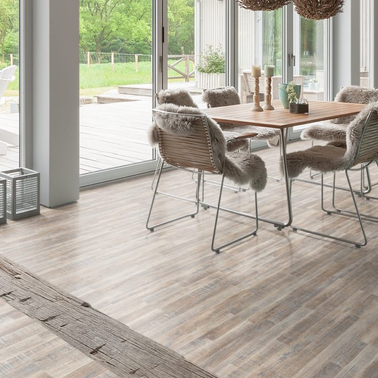 HARO Laminat Robinie bianco Schiffsboden 3-Stab Pore rustikal | Living | 7 m²-4018427366667