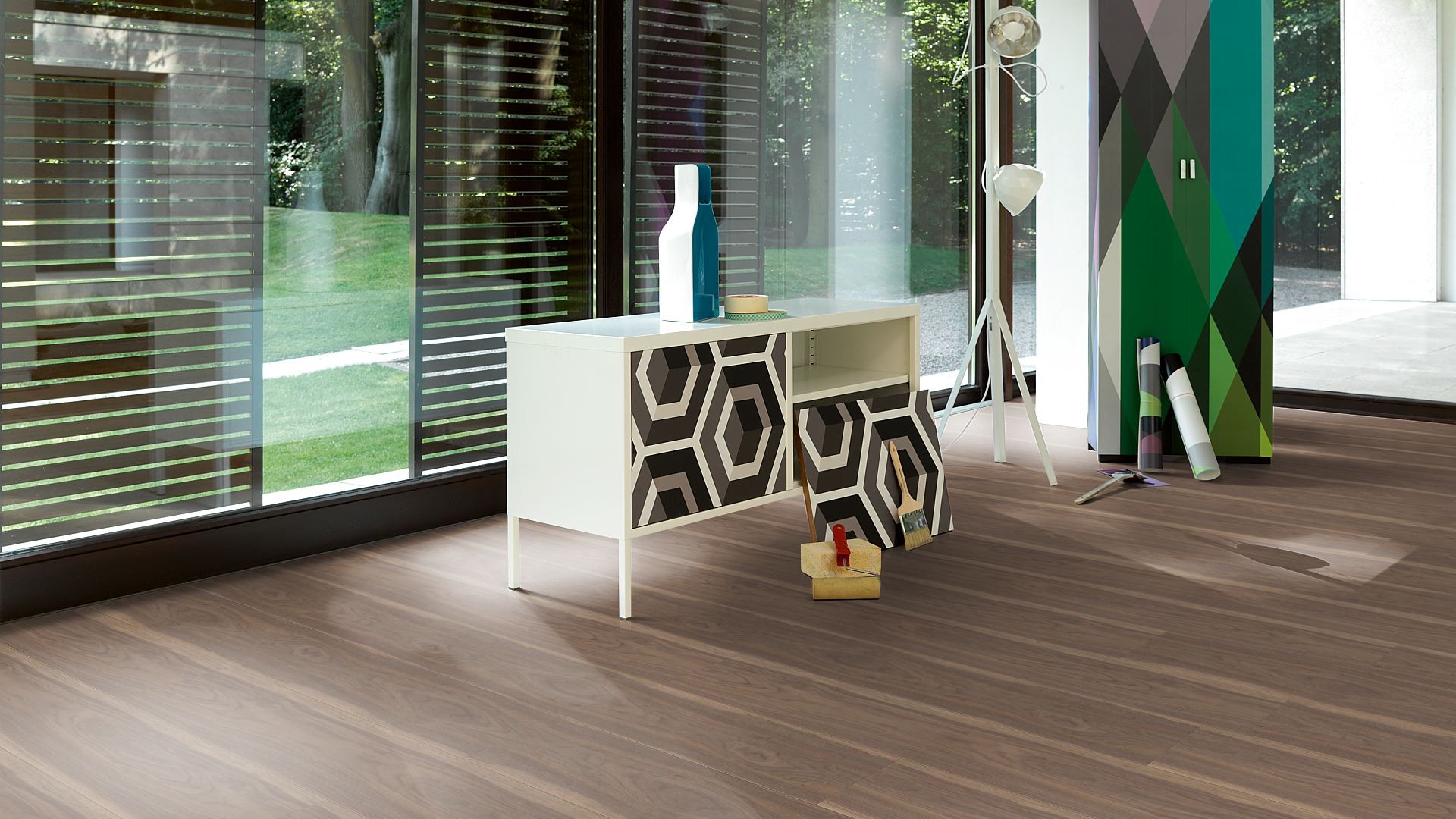 PARADOR Laminat Nussbaum Loft Seidenmatte Struktur 4-seitige V-Fuge | Trendtime 6 | 28 m²-4014809109389