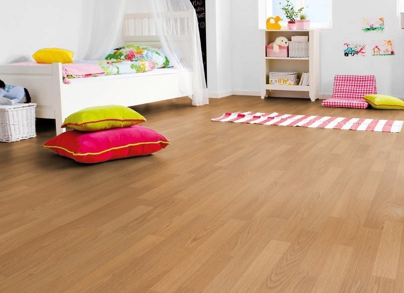 HARO Laminat Eiche Classic Pore Schiffsboden 3-Stab | Sonderedition | 32 m²-4018427261481