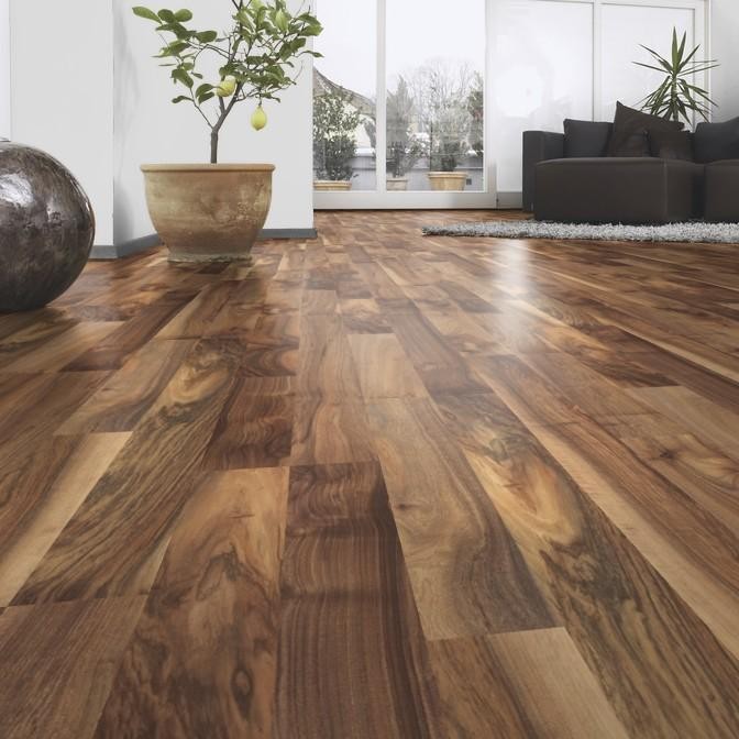 Nussbaum Cavedal 2-Stab Struktur-9006936042641 guenstig bei bodenverkauf.de kaufen Nussbaum Cavedal 2-Stab Struktur-9006936042641