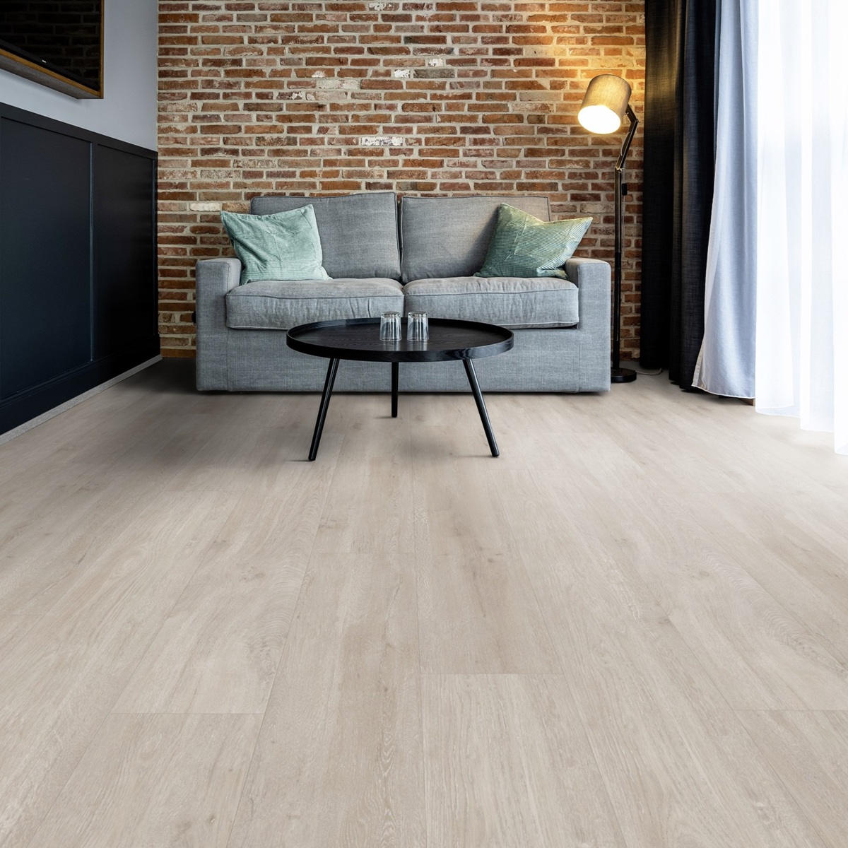 TER HÜRNE Design-Vinylboden Eiche Odessa tief-gebürstet Lange Landhausdiele | Grand Choice Comfort-4012853152863 guenstig bei bodenverkauf.de kaufen TER HÜRNE Design-Vinylboden Eiche Odessa tief-gebürstet Lange Landhausdiele | Grand Choice Comfort-4012853152863