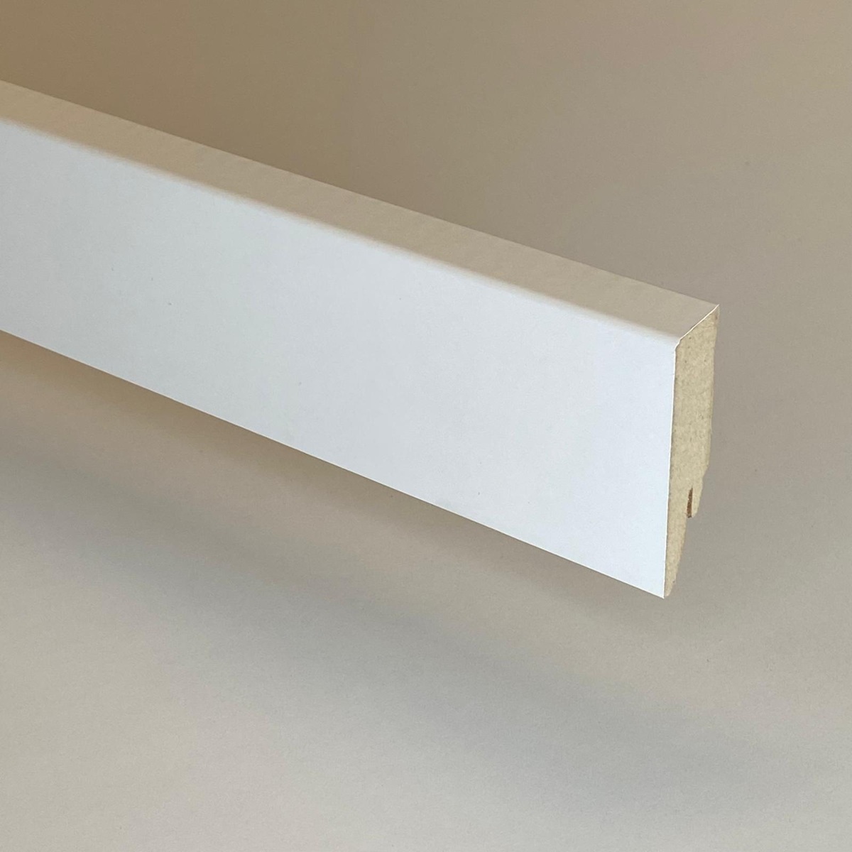 BELLFLOOR Bremer Profil Sockelleiste SL 70 Weiß 18 x 70 x 2380 mm