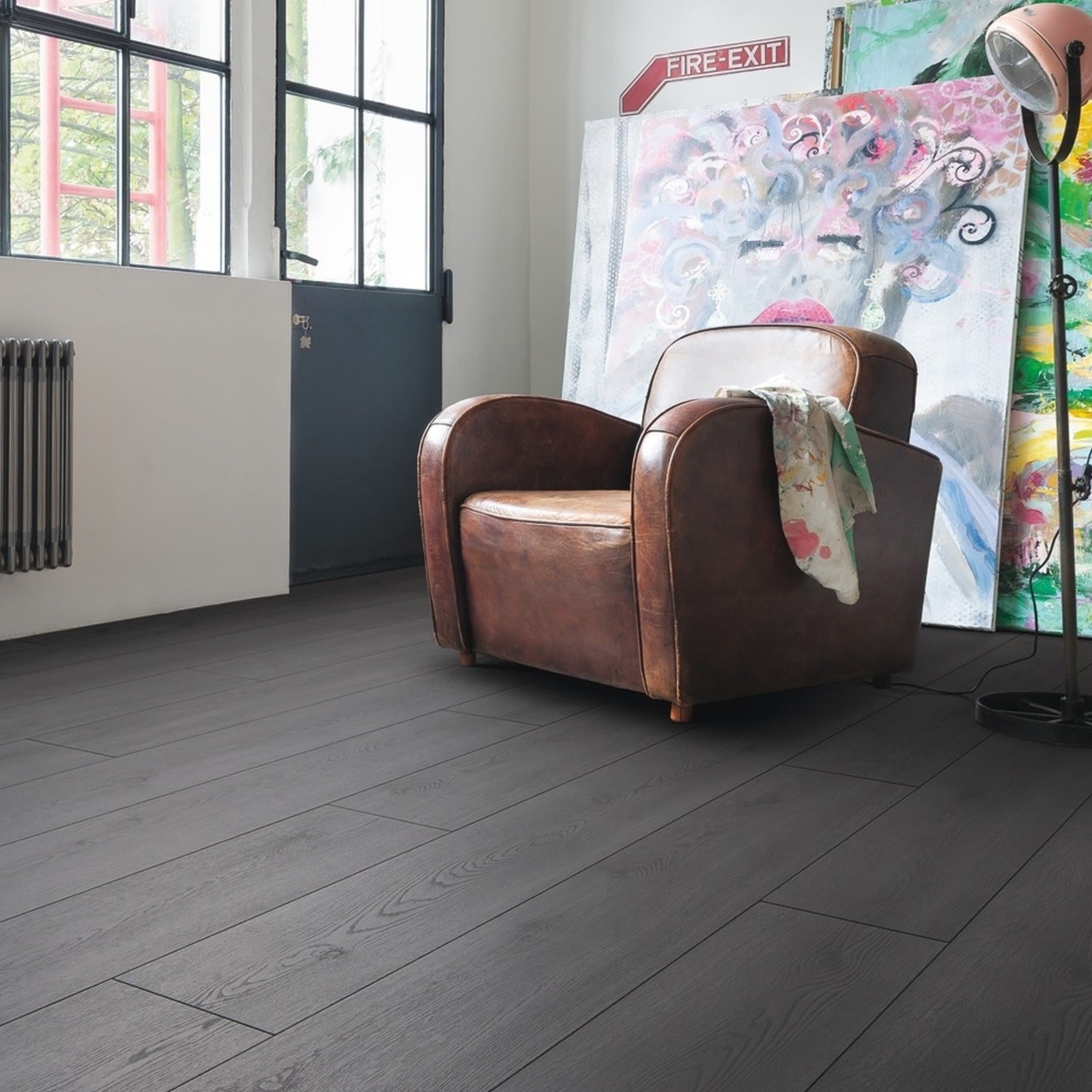 HARO Laminat Eiche Contura schwarz authentic Landhausdiele 4V | Tritty 100 | 15,5 m²-4018427390600