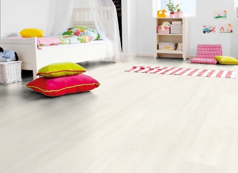 HARO Laminat Esche glacier strukturiert Landhausdiele | Tritty 250 | 23 m²-4018427379582