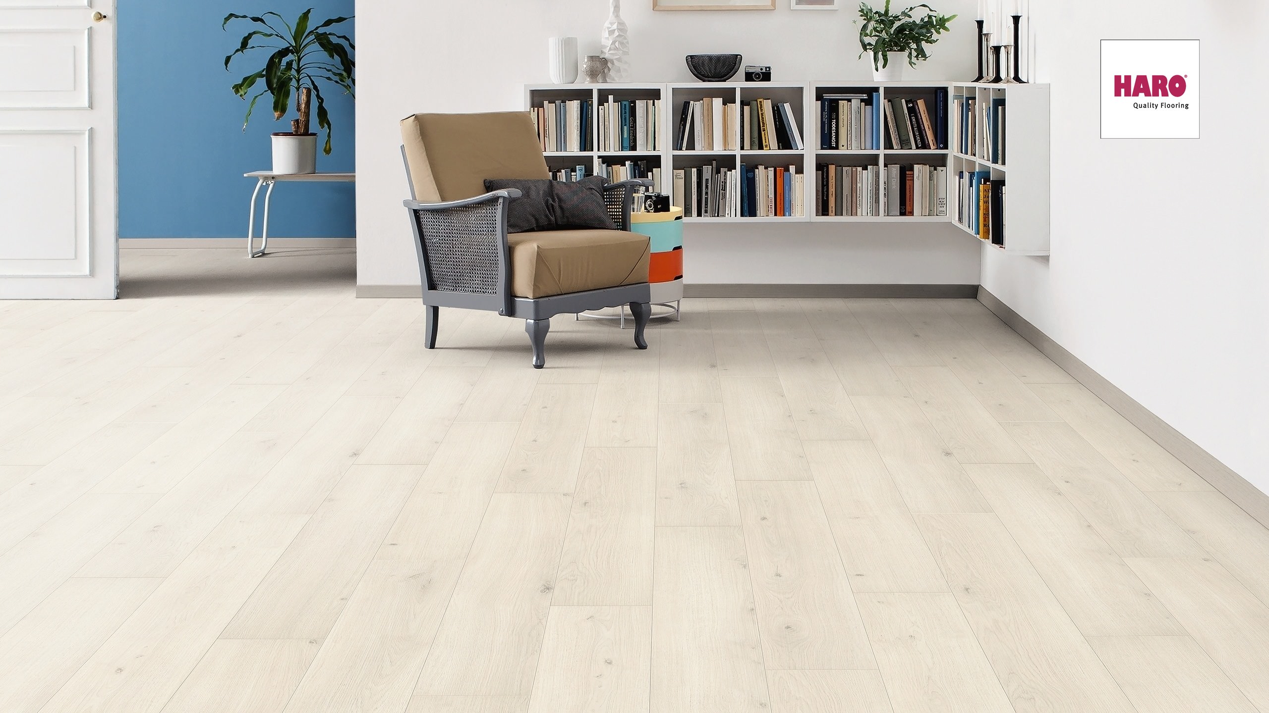 HARO Laminat Eiche Emilia weiß authentic soft Landhausdiele 4V | Tritty 100 | 2.Wahl | 30 m²-4018427447991