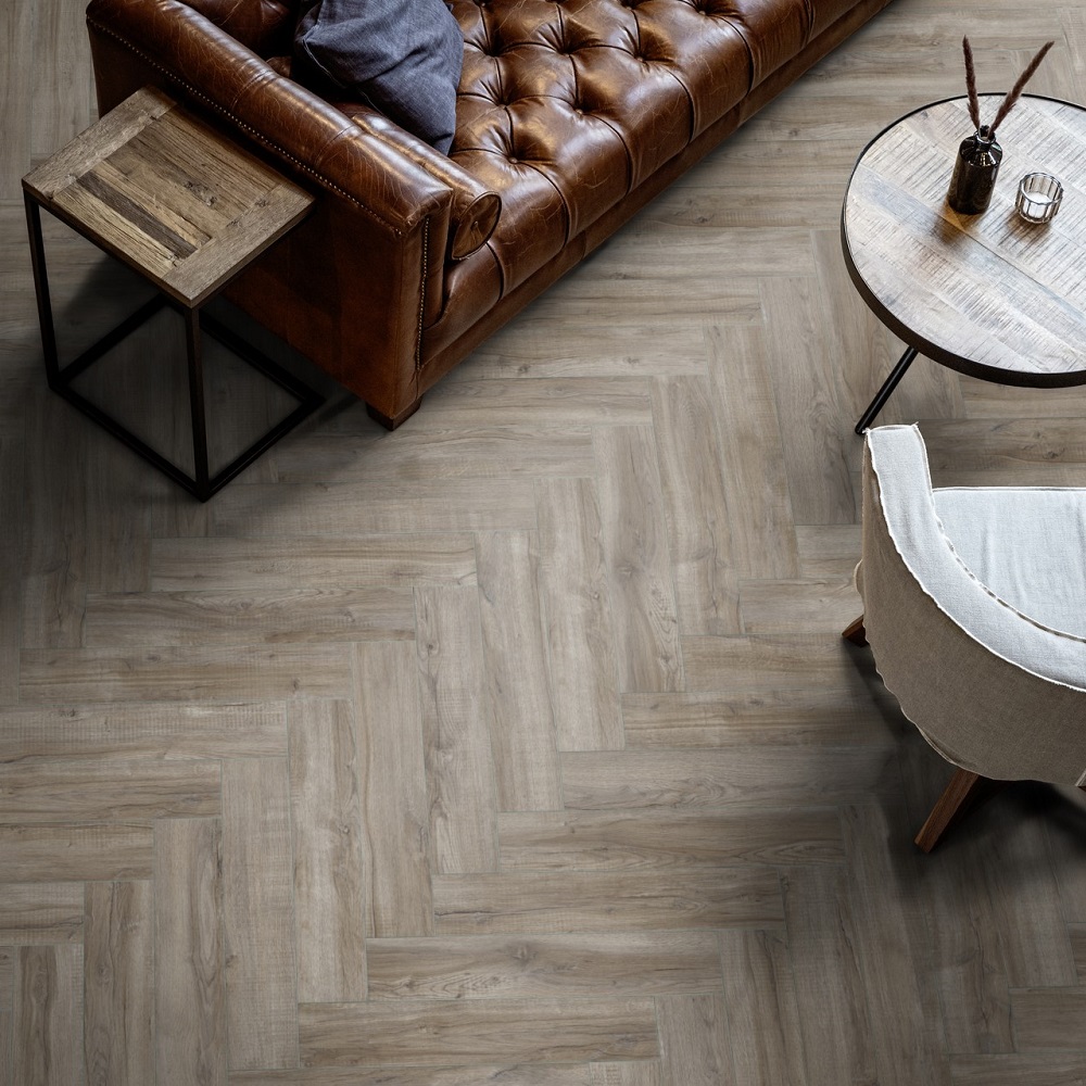 TER HÜRNE Laminat Eiche Cave 4-seitige V-Fuge Y03 | Herringbone Edition-4012853162305