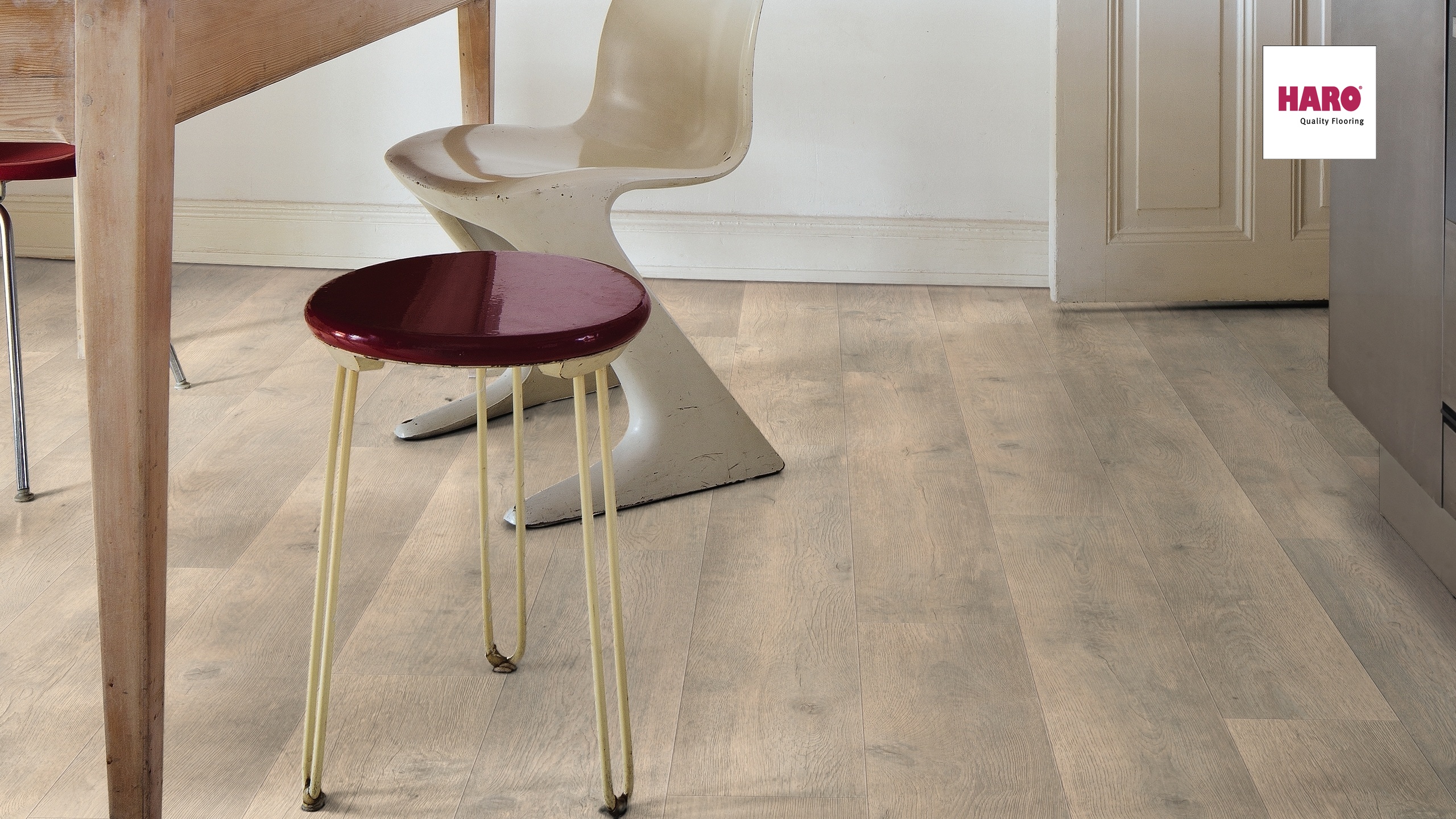 HARO Laminat Eiche Bergamo antikweiß authentic matt Landhausdiele 4V | Tritty 90 | 2.Wahl | 36 m²-4018427447885