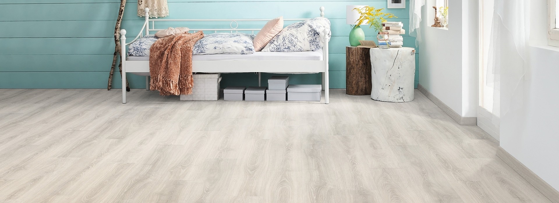 HARO Laminat Eiche Dolomiti Landhausdiele 4V | Tritty 75 | 2.Wahl-4018427349745 guenstig bei bodenverkauf.de kaufen HARO Laminat Eiche Dolomiti Landhausdiele 4V | Tritty 75 | 2.Wahl-4018427349745