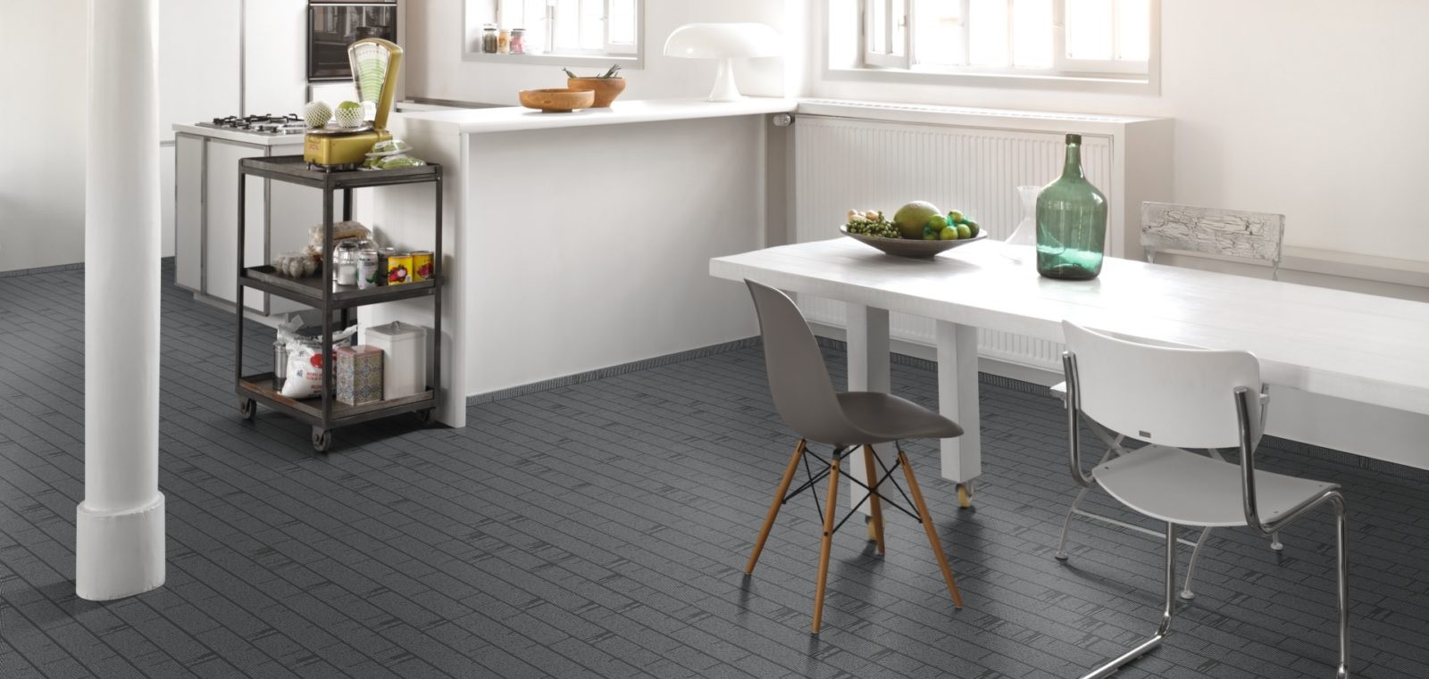 PARADOR Laminat Letters Black | Trendtime 2 | 21 m²-4014809109303