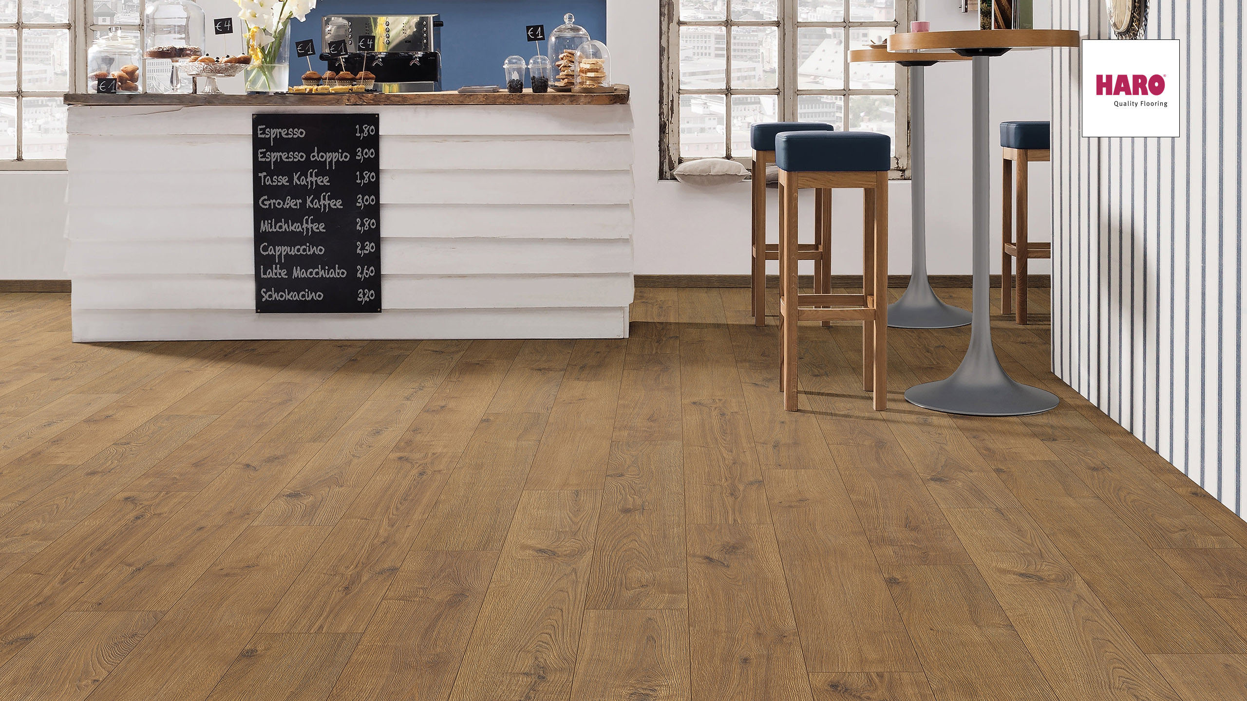 HARO Laminat Eiche Portland bernstein Landhausdiele 4V | Tritty 250 | 2.Wahl | 18,5 m²-4018427377229 guenstig bei bodenverkauf.de kaufen HARO Laminat Eiche Portland bernstein Landhausdiele 4V | Tritty 250 | 2.Wahl | 18,5 m²-4018427377229