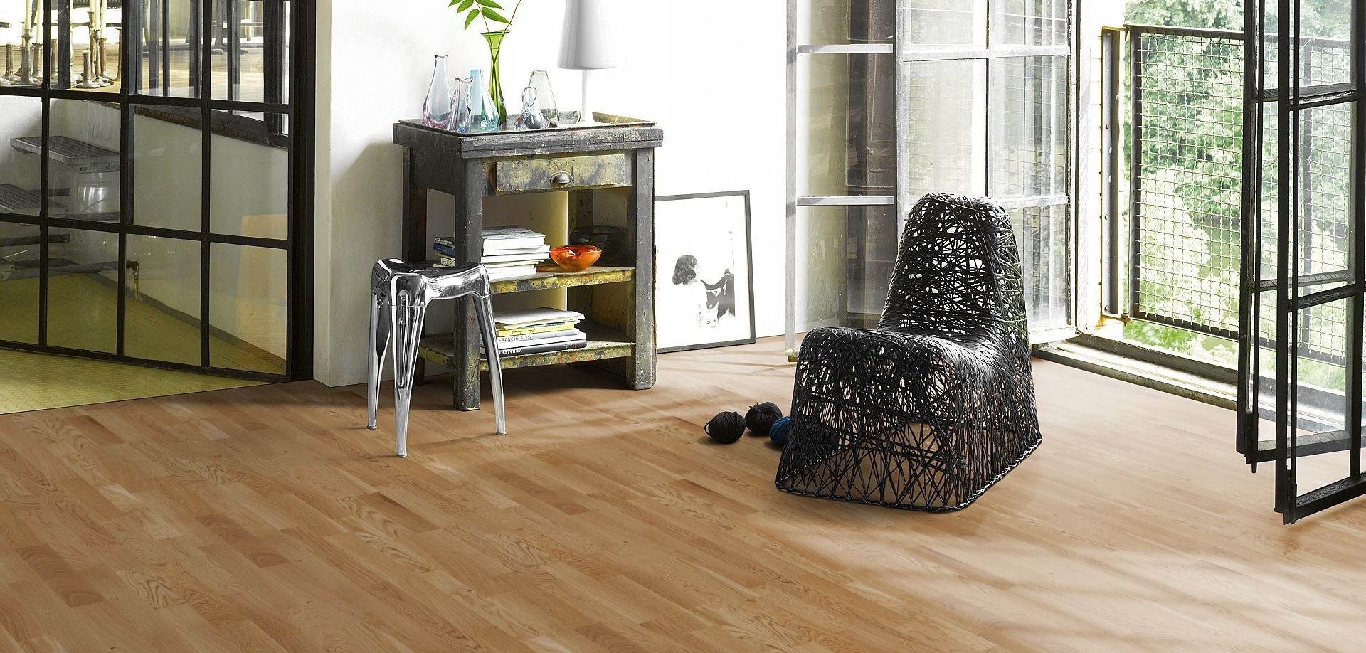 PARADOR Parkett Esche Rustic Schiffsboden 3-Stab lackversiegelt matt eichefarben | Classic 3025-4014809261995 guenstig bei bodenverkauf.de kaufen PARADOR Parkett Esche Rustic Schiffsboden 3-Stab lackversiegelt matt eichefarben | Classic 3025-4014809261995