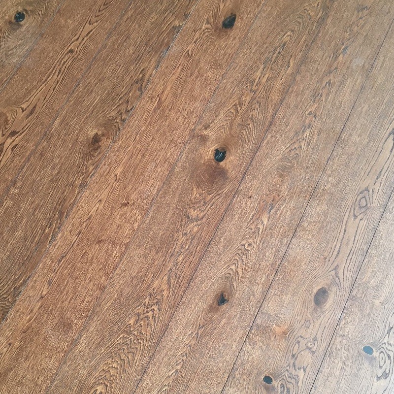 PARADOR Parkett Eiche Edelbraun Landhausdiele 4-seitige V-Fuge | 2.Wahl- guenstig bei bodenverkauf.de kaufen PARADOR Parkett Eiche Edelbraun Landhausdiele 4-seitige V-Fuge | 2.Wahl-