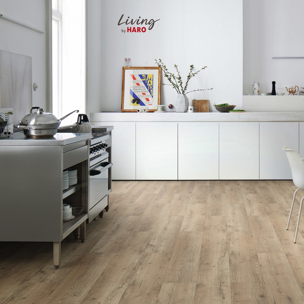 HARO Living Designboden Eiche Palermo strukturiert Landhausdiele 4VM | HydroStar | 25 m²-4018427419141 guenstig bei bodenverkauf.de kaufen HARO Living Designboden Eiche Palermo strukturiert Landhausdiele 4VM | HydroStar | 25 m²-4018427419141