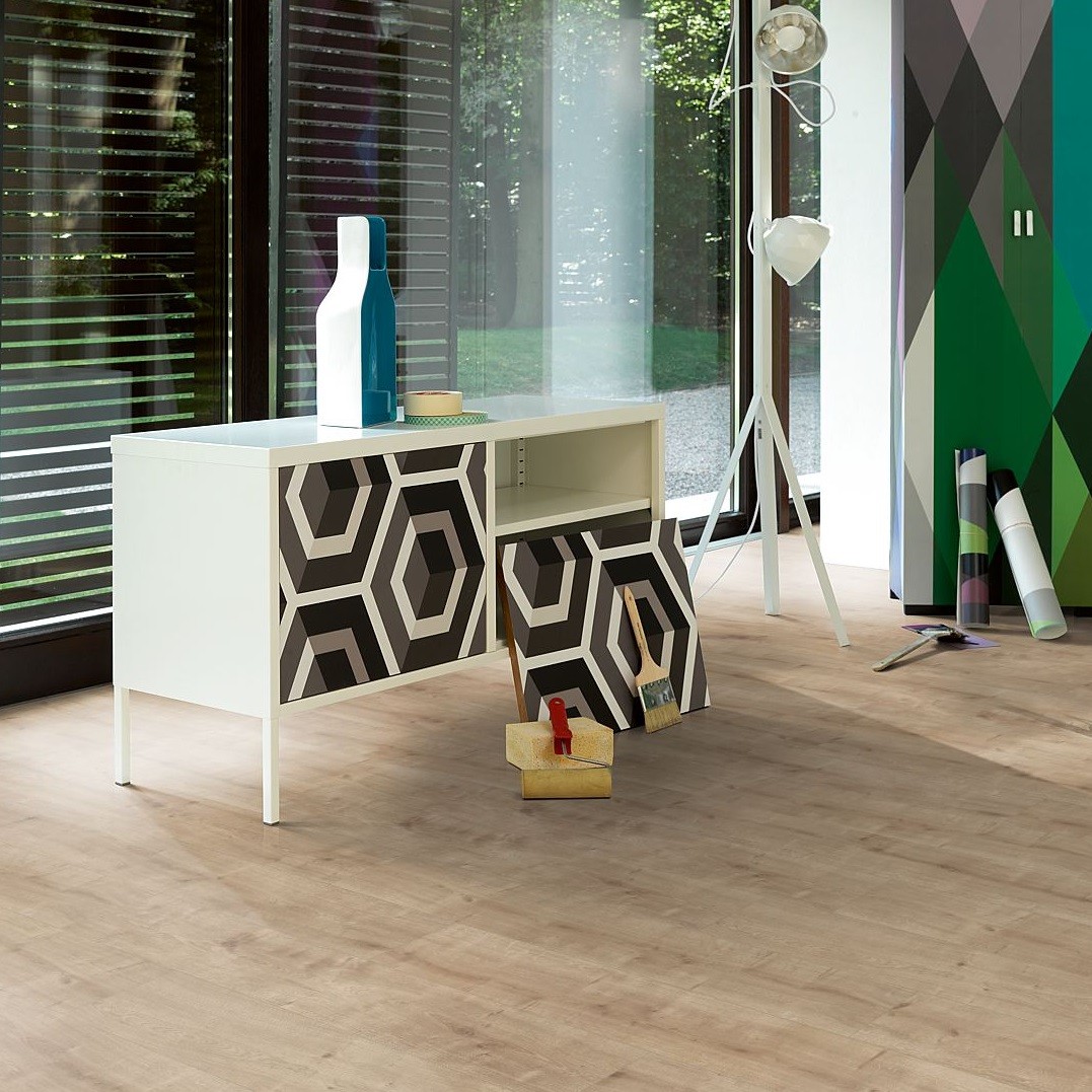 PARADOR Laminat Eiche geschliffen Landhausdiele 4-seitige V-Fuge | Basic 400 | 22 m²-4014809139997