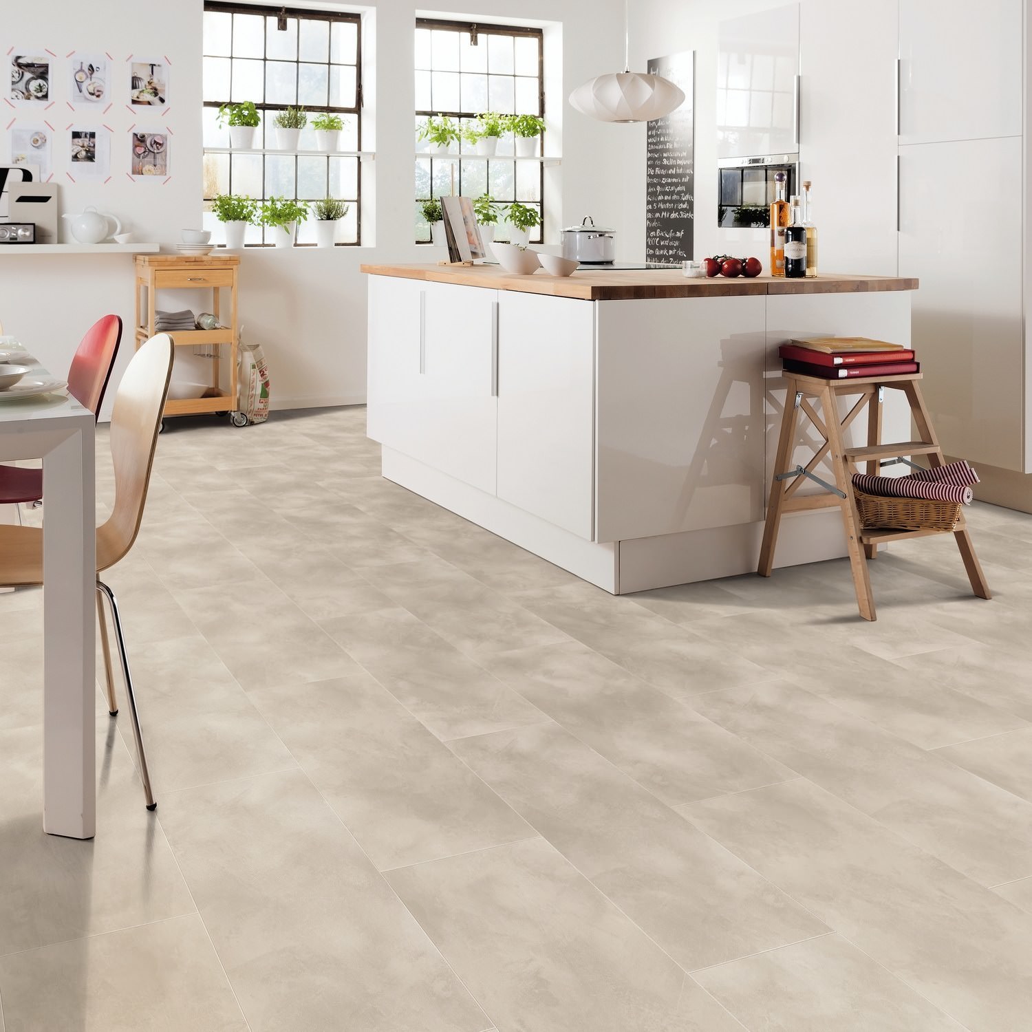 HARO Designboden Beton hell Steinstruktur | DISANO LifeAqua Piazza 4V | 2. Wahl | 20 m²-# guenstig bei bodenverkauf.de kaufen HARO Designboden Beton hell Steinstruktur | DISANO LifeAqua Piazza 4V | 2. Wahl | 20 m²-#