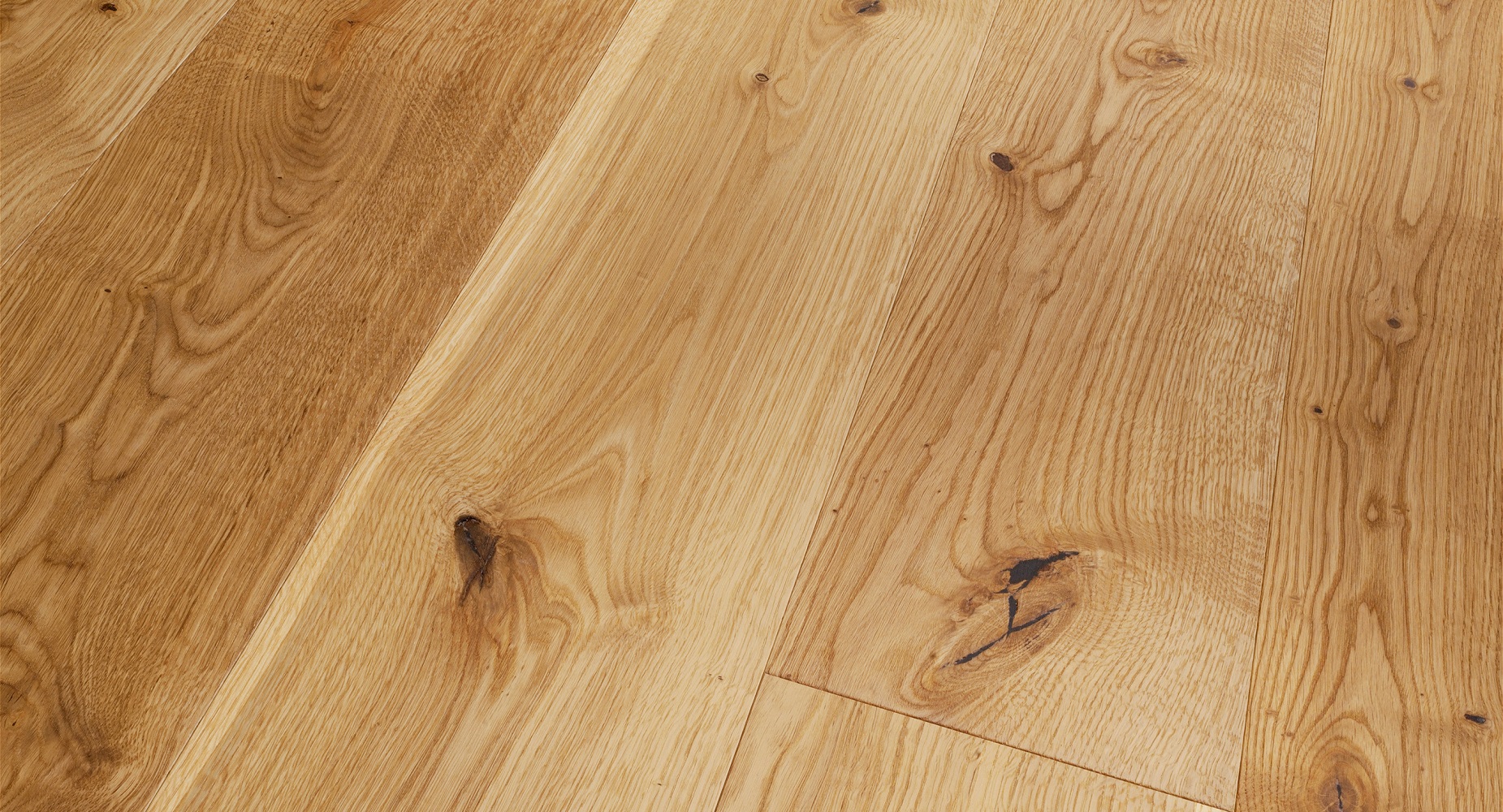 PARADOR Parkett Eiche Rustikal Landhausdiele 4-seitige Minifase | Sonderedition | 13 m²-4014809199878 guenstig bei bodenverkauf.de kaufen PARADOR Parkett Eiche Rustikal Landhausdiele 4-seitige Minifase | Sonderedition | 13 m²-4014809199878