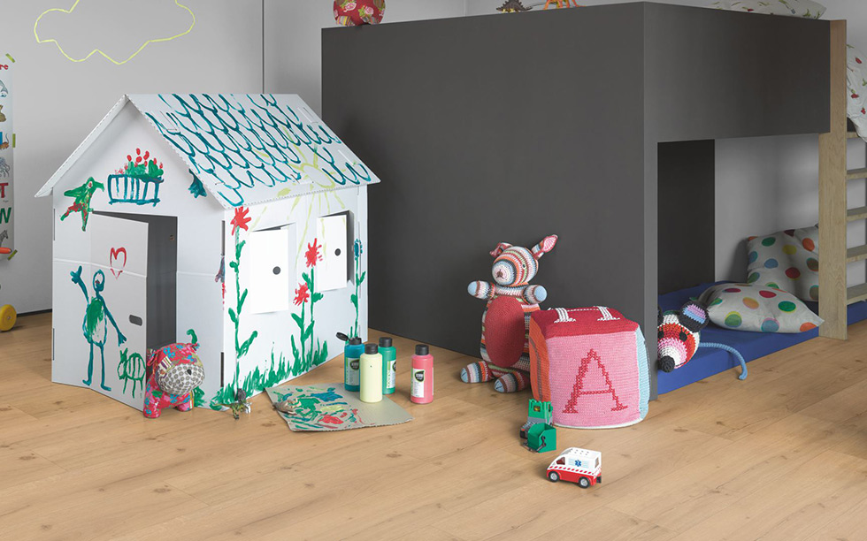 PARADOR Vinylboden Eiche Infinity natur Lebhafte Struktur Landhausdiele 4-seitige Fase | Basic 5.3-4014809237037 guenstig bei bodenverkauf.de kaufen PARADOR Vinylboden Eiche Infinity natur Lebhafte Struktur Landhausdiele 4-seitige Fase | Basic 5.3-4014809237037