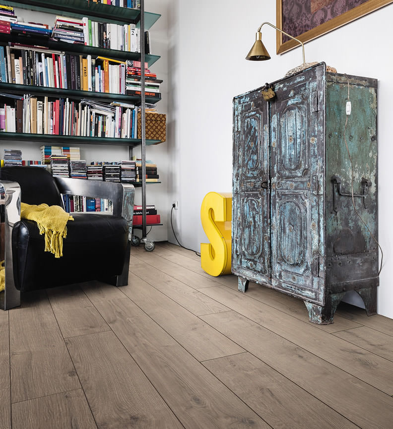 HARO Laminat Eiche Portland grau Landhausdiele 4V | Tritty 100 | 2.Wahl | 15,5 m²-4018427376994