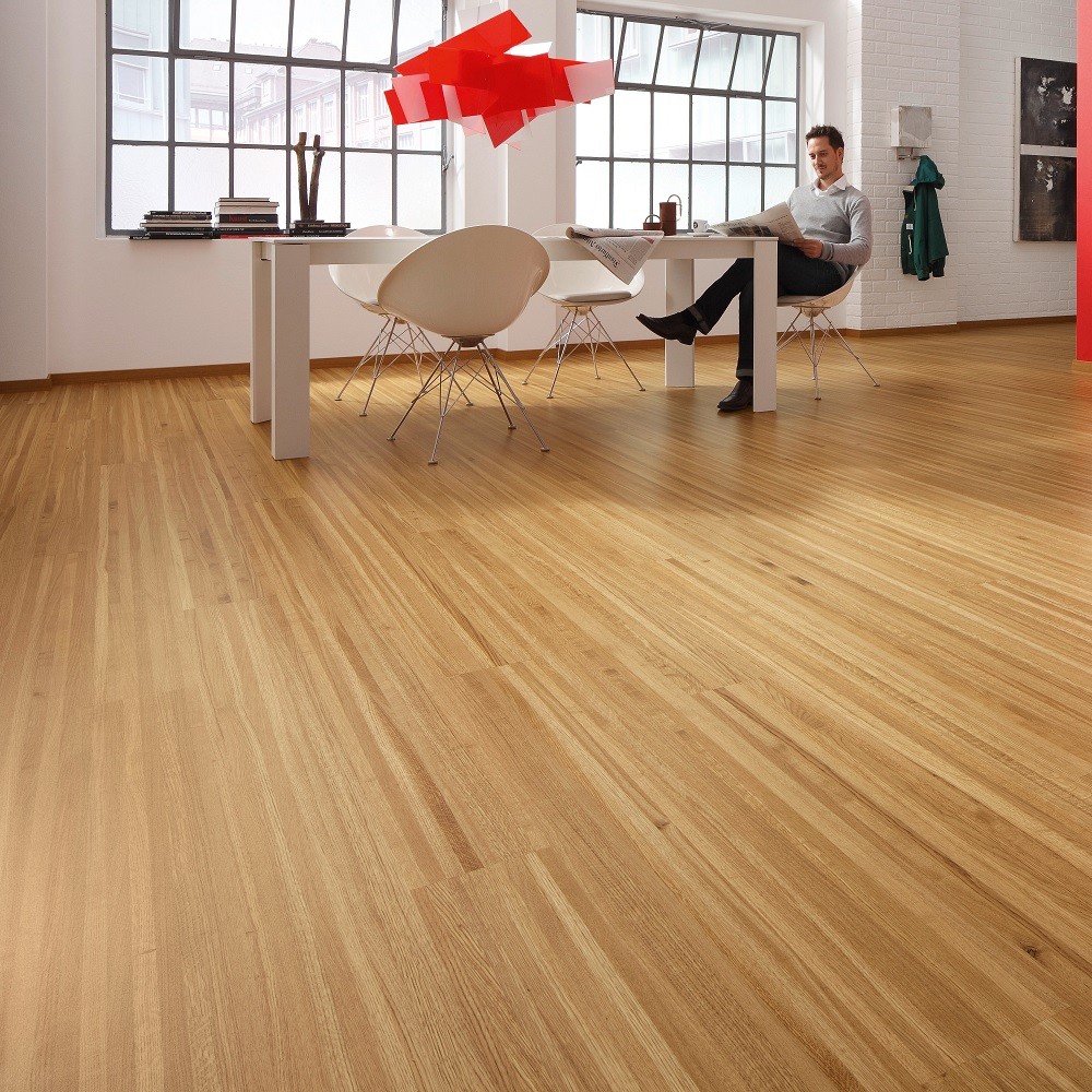Eiche lebhaft 8021 Fineline breit lackiert PC 400 Style: 50,0 m²-4011138540043