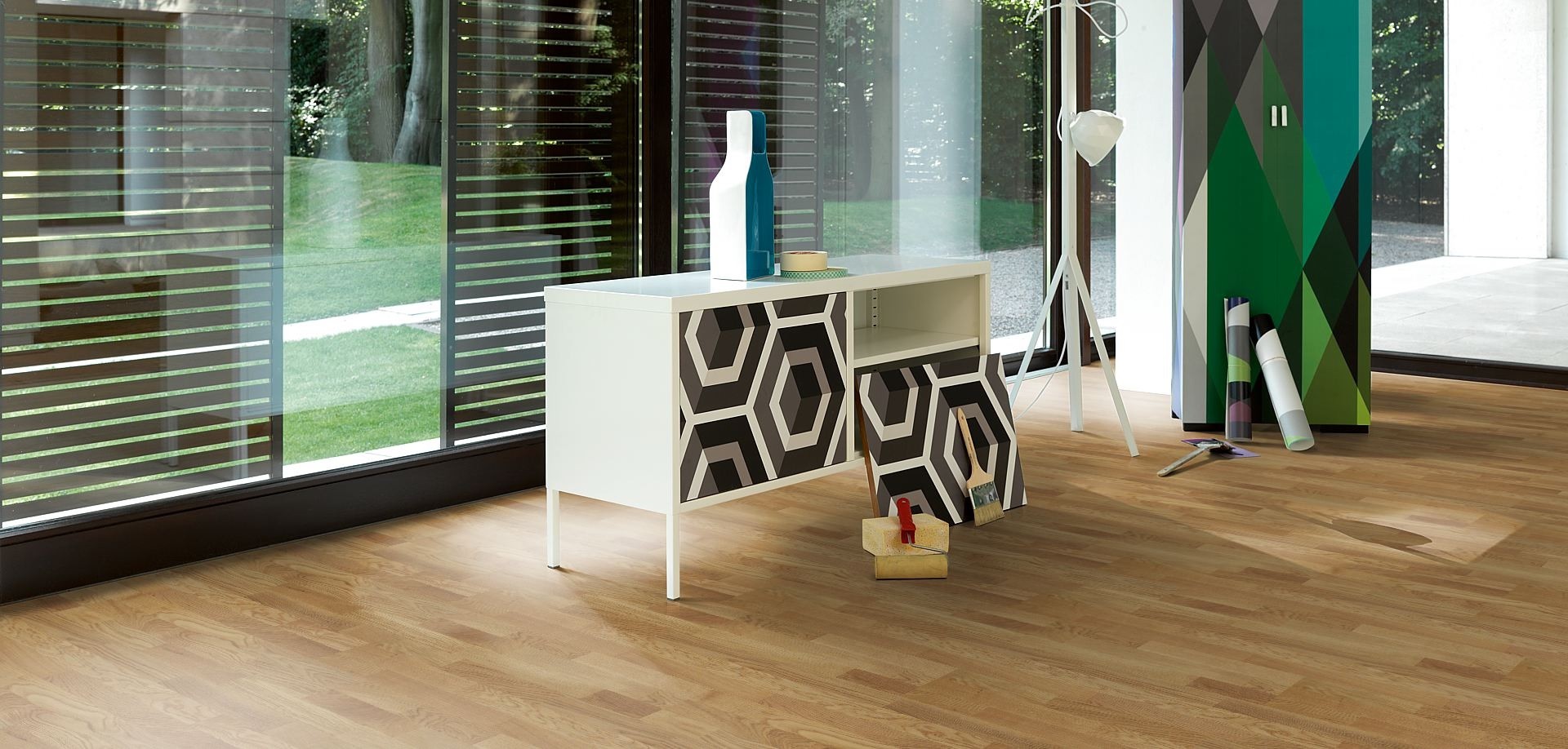 PARADOR Parkett Eiche Natur Schiffsboden 3-Stab lackversiegelt | Facility | 27 m²-40148091135999 guenstig bei bodenverkauf.de kaufen PARADOR Parkett Eiche Natur Schiffsboden 3-Stab lackversiegelt | Facility | 27 m²-40148091135999