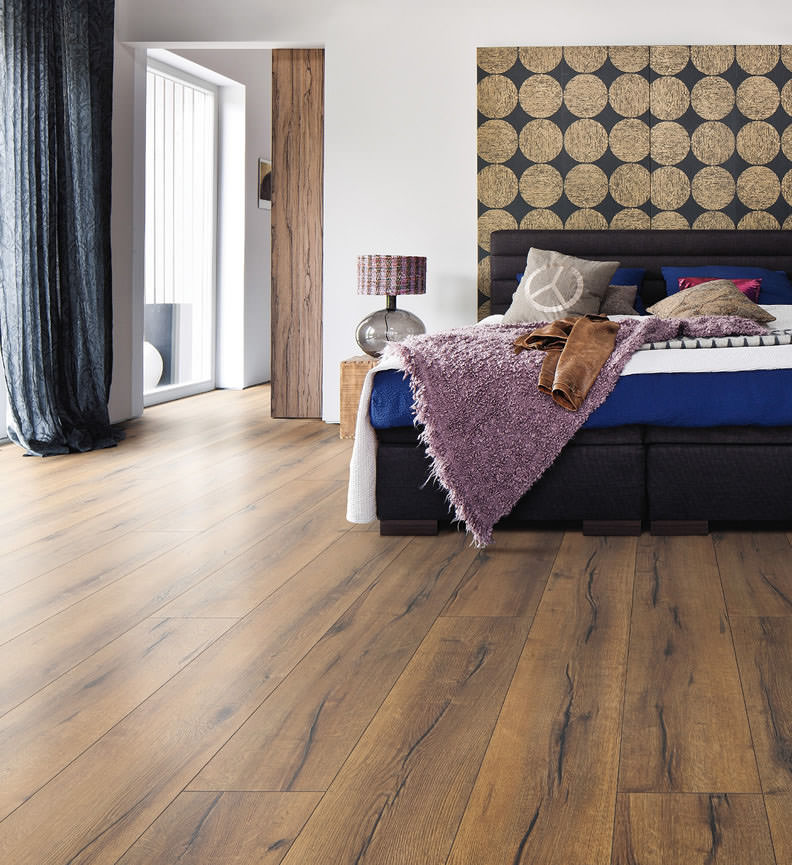 HARO Laminat Eiche italica geräuchert authentic Landhausdiele | Tritty 100 Gran Via | 2.Wahl | 20 m²-4018427349837