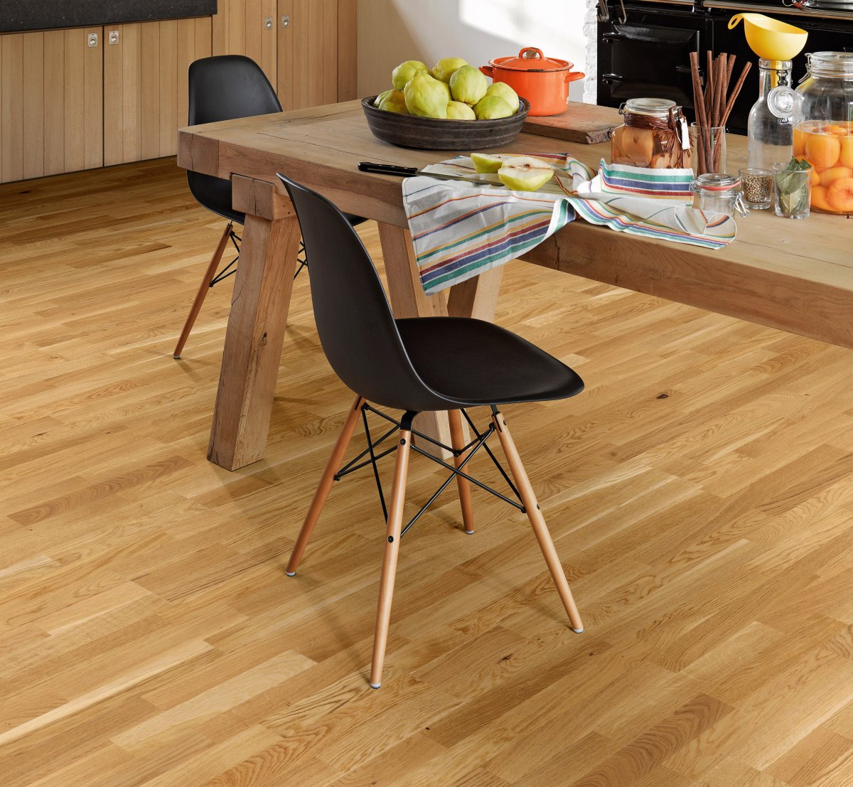 PARADOR Parkett Eiche lebhaft Schiffsboden 3-Stab lackversiegelt matt | Sonderedition-# guenstig bei bodenverkauf.de kaufen PARADOR Parkett Eiche lebhaft Schiffsboden 3-Stab lackversiegelt matt | Sonderedition-#