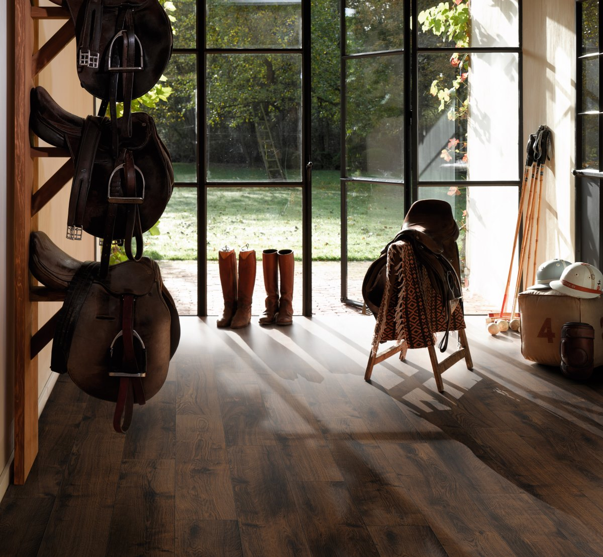 PARADOR Laminat Eiche geräuchert Landhausdiele 4-seitige V-Fuge | Classic 1050 | 24 m²-4014809153917
