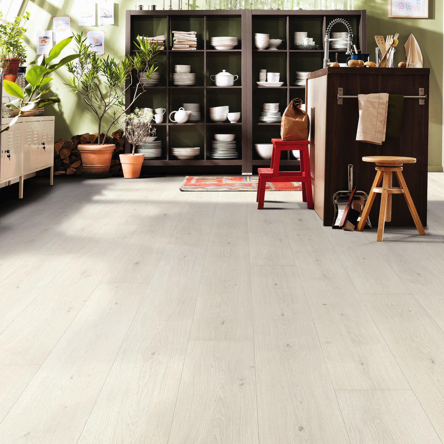 HARO Laminat Eiche Emilia weiß Landhausdiele 4V | Tritty 100 Gran Via Sonderedition | 32 m²-4018427452865