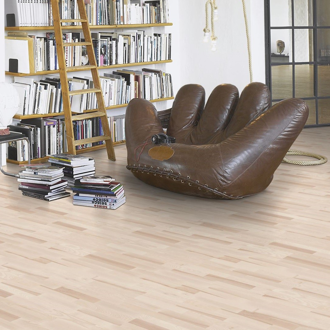 Parkett Esche Schiffsboden 3-Stab weiss matt lackiert | 2.Wahl- guenstig bei bodenverkauf.de kaufen Parkett Esche Schiffsboden 3-Stab weiss matt lackiert | 2.Wahl-