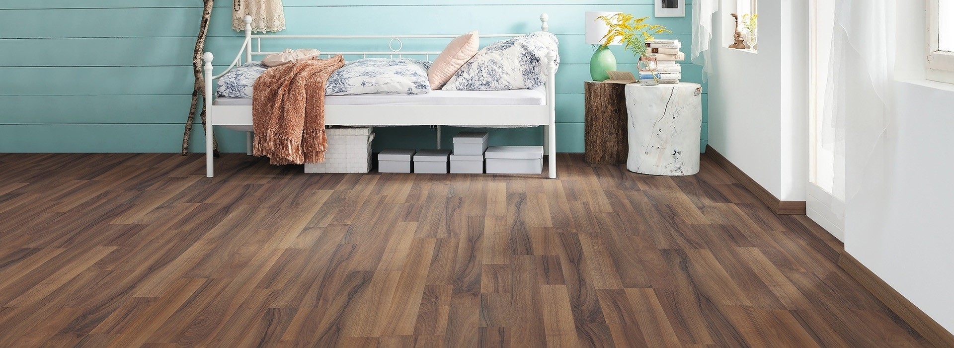 HARO Laminat Nussbaum Comfort glatt matt 2-Stab | Tritty 75 | 2.Wahl-4018427310462
