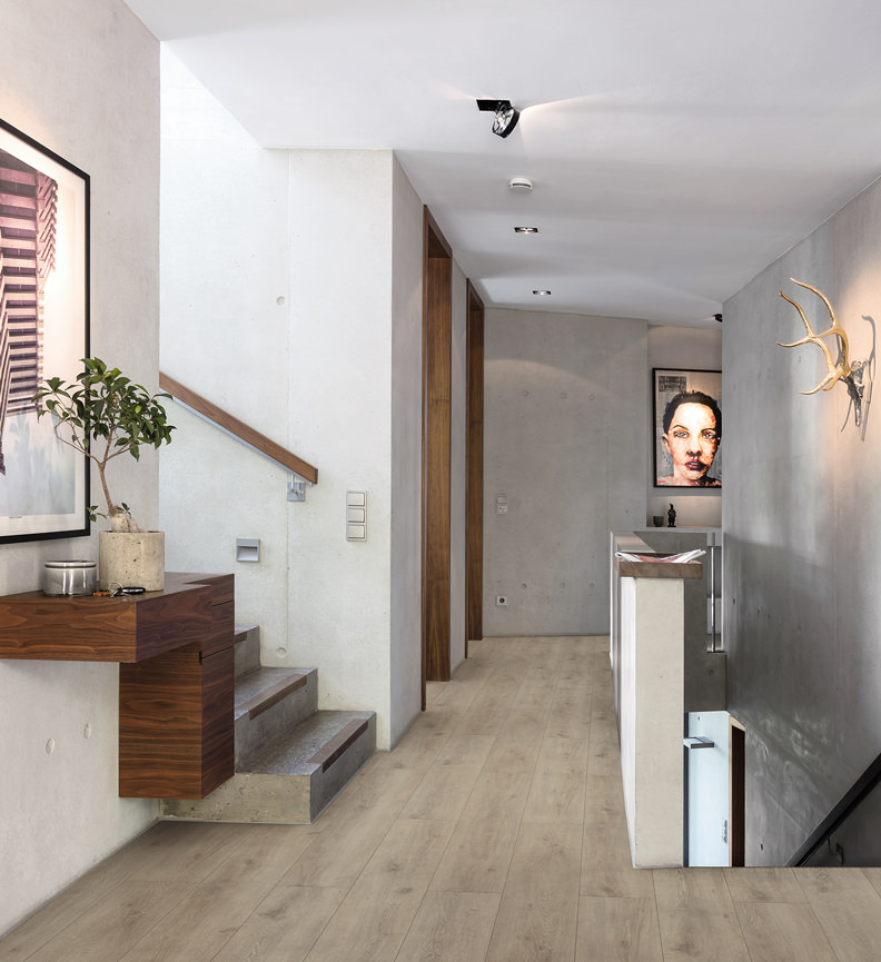 HARO Laminat Eiche Veneto mocca Landhausdiele 4V | Tritty 200 Aqua Gran Via | 2.Wahl-4018427426996