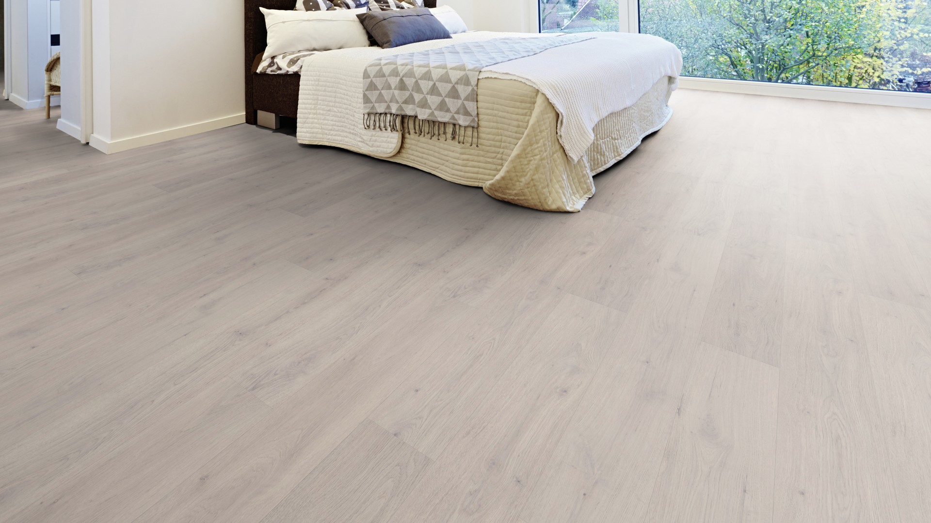 TER HÜRNE Design-Vinylboden Eiche Helsinki weiß Landhausdiele F03 | Pure Choice Comfort | 8,5 m²-4012853119682 guenstig bei bodenverkauf.de kaufen TER HÜRNE Design-Vinylboden Eiche Helsinki weiß Landhausdiele F03 | Pure Choice Comfort | 8,5 m²-4012853119682