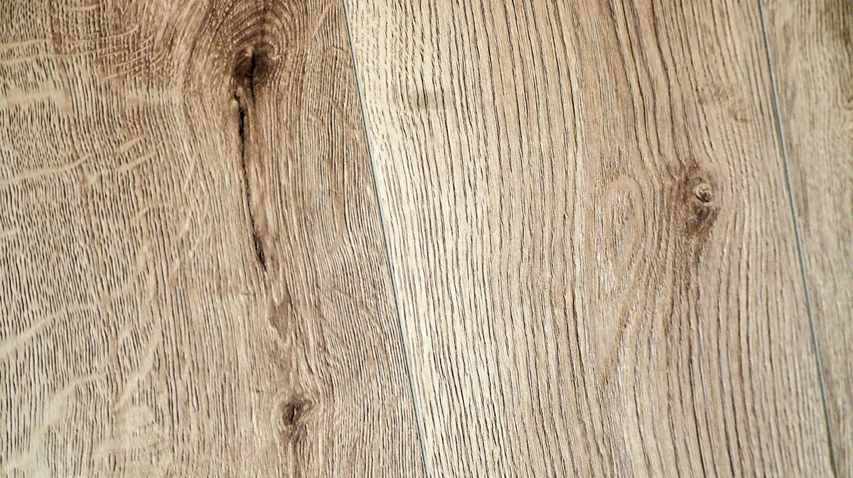 Gestaltungstipps bei der Verarbeitung von Laminatböden Maserung eines Holzbodens