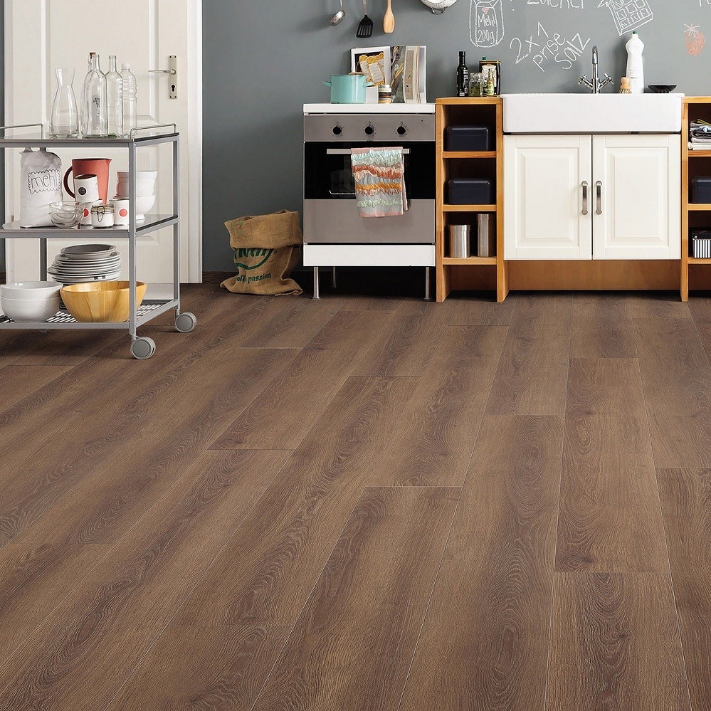 HARO Laminat Eiche Vienna geräuchert Landhausdiele 4V | Tritty 100 Gran Via | 2.Wahl-4018427335281 HARO Laminat Eiche Vienna geräuchert Landhausdiele 4V | Tritty 100 Gran Via | 2.Wahl-4018427335281