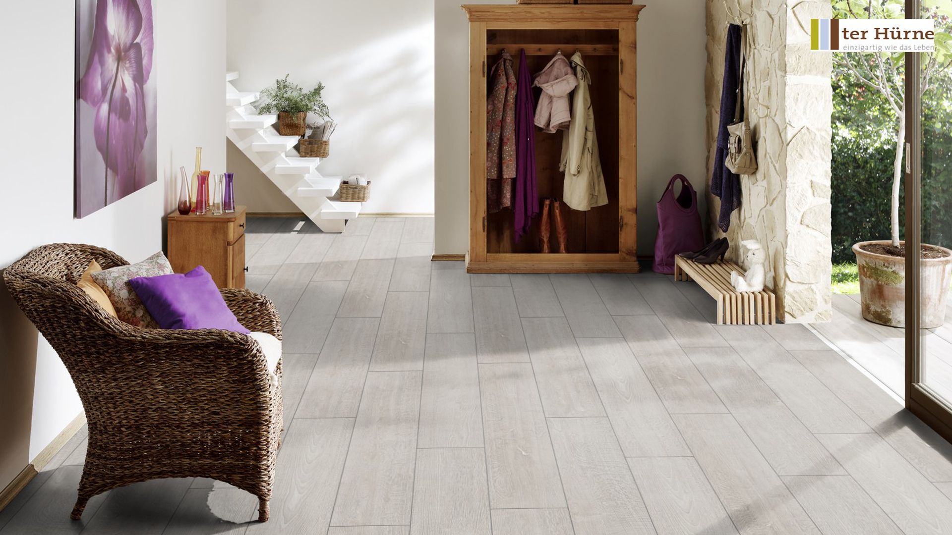 TER HÜRNE Laminat Eiche weißgrau Landhausdiele breit 4-seitige V-Fuge | Breeze Line | 26 m²-4012853120619