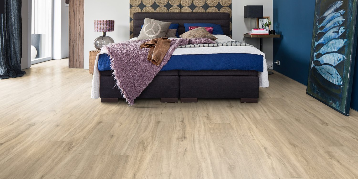 HARO Designboden Eiche Columbia hell Landhausdiele 4VM | DISANO SmartAqua | 2. Wahl | 17 m²-4018427433314 guenstig bei bodenverkauf.de kaufen HARO Designboden Eiche Columbia hell Landhausdiele 4VM | DISANO SmartAqua | 2. Wahl | 17 m²-4018427433314