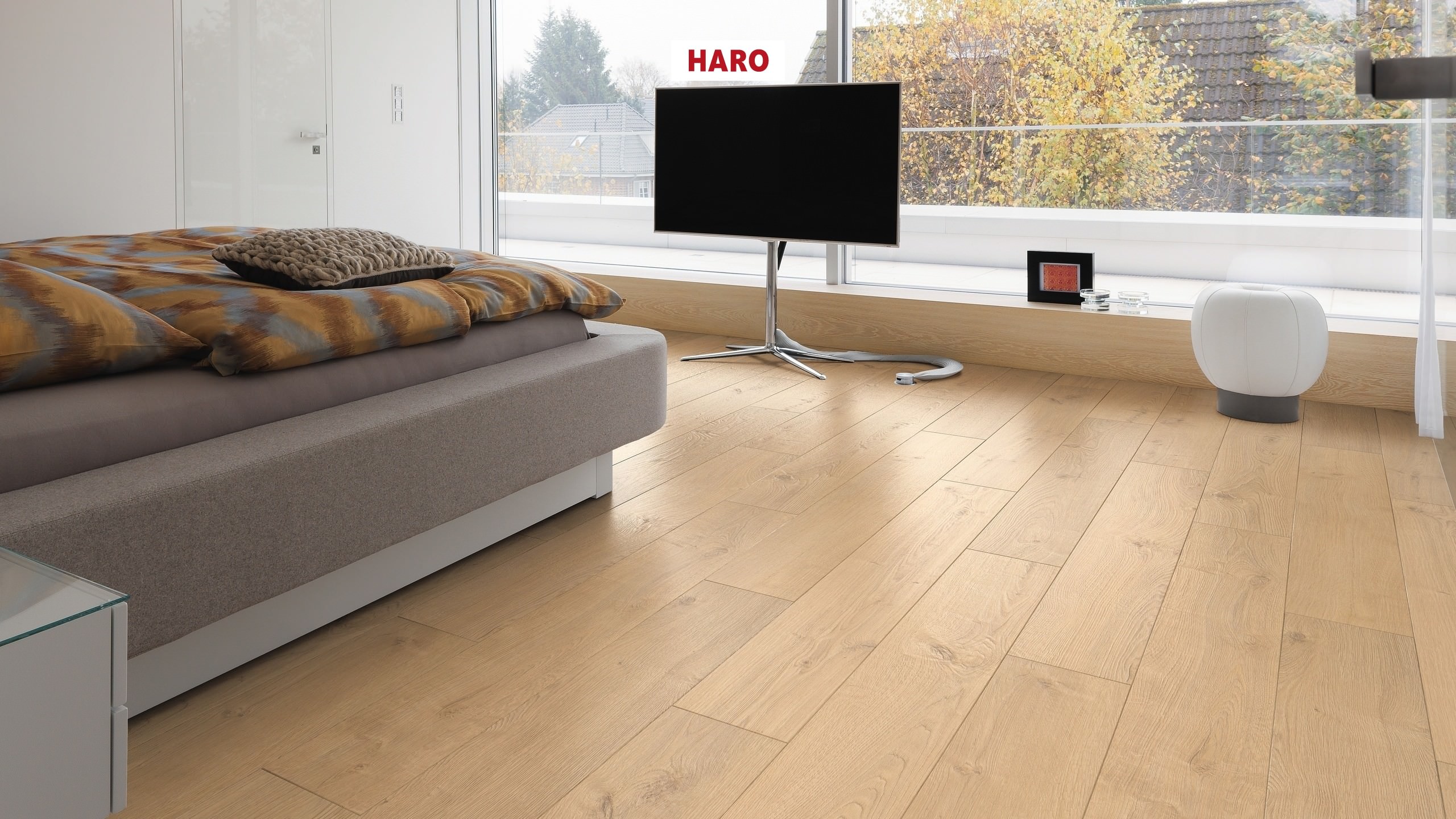 HARO Laminat Eiche Portland puro authentic Landhausdiele 4V | Tritty 100 | 2. Wahl | 9 m²-4018427377007 guenstig bei bodenverkauf.de kaufen HARO Laminat Eiche Portland puro authentic Landhausdiele 4V | Tritty 100 | 2. Wahl | 9 m²-4018427377007