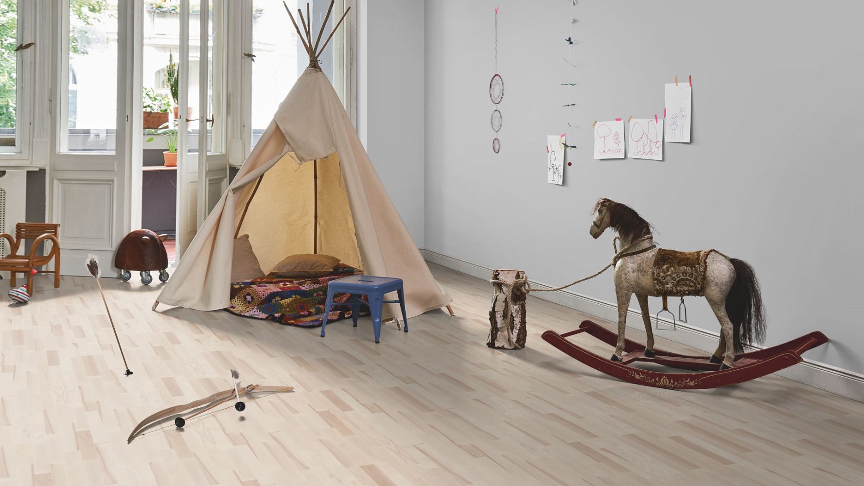 PARADOR Parkett Esche Natur Schiffsboden 3-Stab lackversiegelt matt weiß | Classic 3060 | 9 m²-4014809176350 guenstig bei bodenverkauf.de kaufen PARADOR Parkett Esche Natur Schiffsboden 3-Stab lackversiegelt matt weiß | Classic 3060 | 9 m²-4014809176350