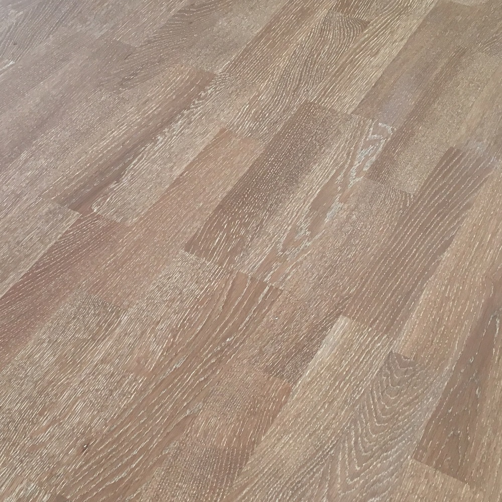 PARADOR Parkett Eiche antik gekälkt Schiffsboden 3-Stab matt lackiert | Sonderedition-4014809187264 guenstig bei bodenverkauf.de kaufen PARADOR Parkett Eiche antik gekälkt Schiffsboden 3-Stab matt lackiert | Sonderedition-4014809187264