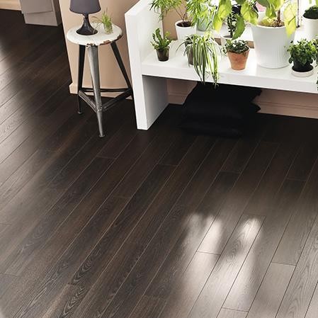 Eiche Amazonas strukturiert mit V-Fuge: 9,0 m²-4250715101318 guenstig bei bodenverkauf.de kaufen Eiche Amazonas strukturiert mit V-Fuge: 9,0 m²-4250715101318