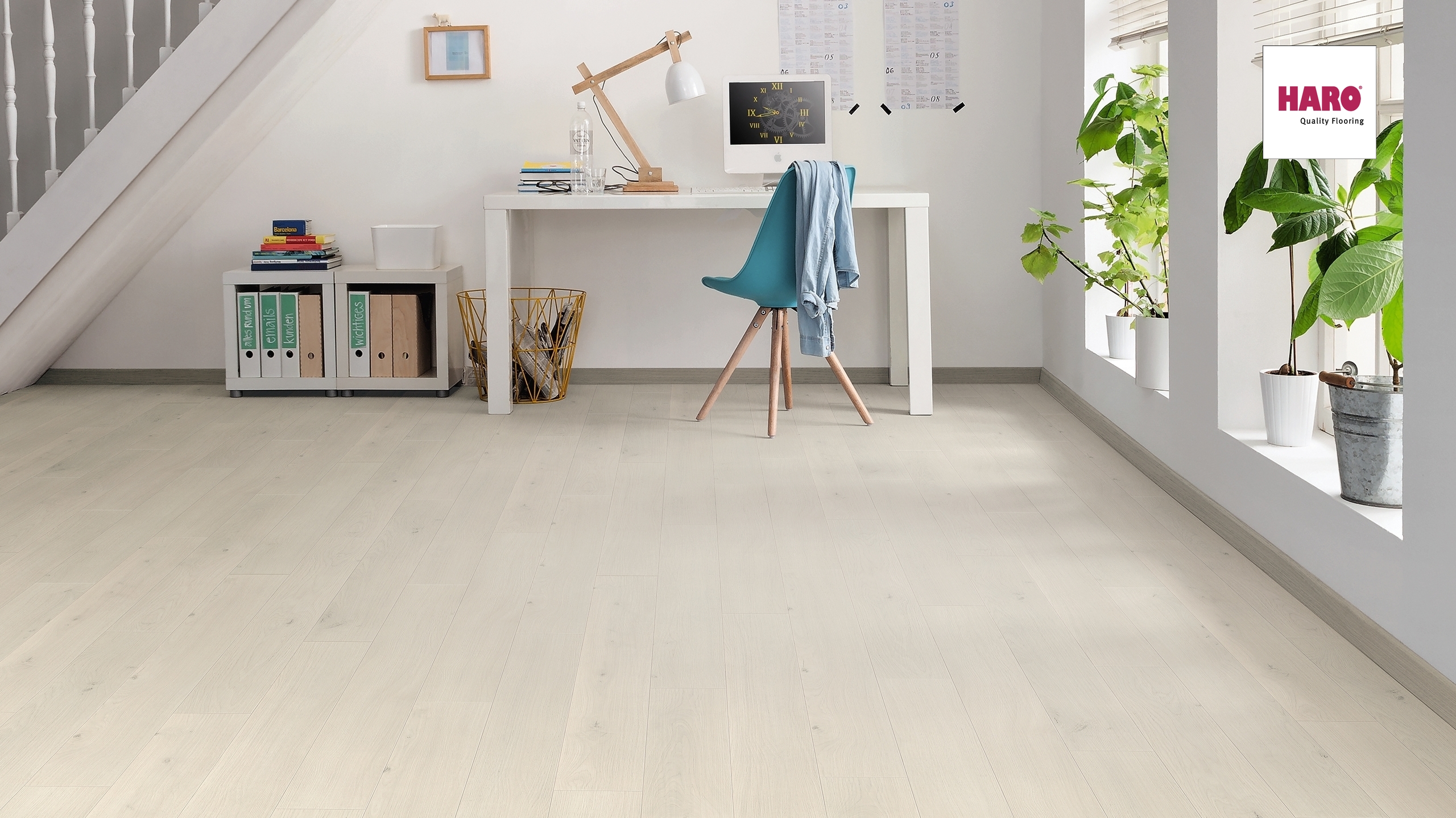 HARO Laminat Eiche Emilia weiß Landhausdiele 4V | Tritty 100 Loft | 2.Wahl | 24,5 m²-4018427 guenstig bei bodenverkauf.de kaufen HARO Laminat Eiche Emilia weiß Landhausdiele 4V | Tritty 100 Loft | 2.Wahl | 24,5 m²-4018427
