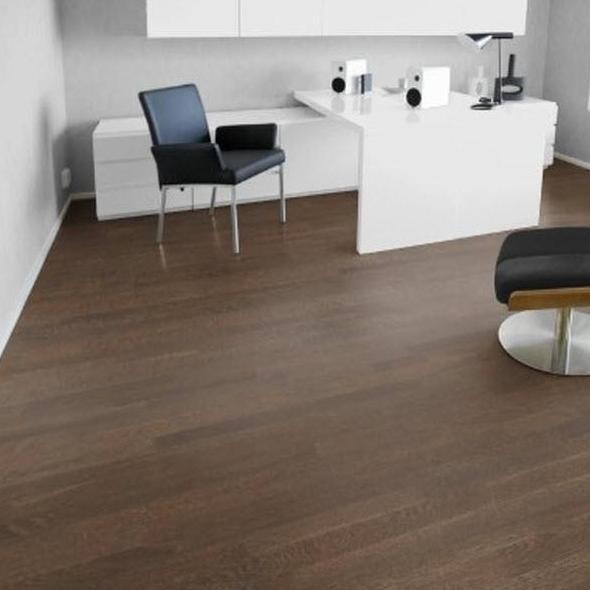 Laminat Kenia Eiche Landhausdiele mit V-Fuge | Groove-5414084650719