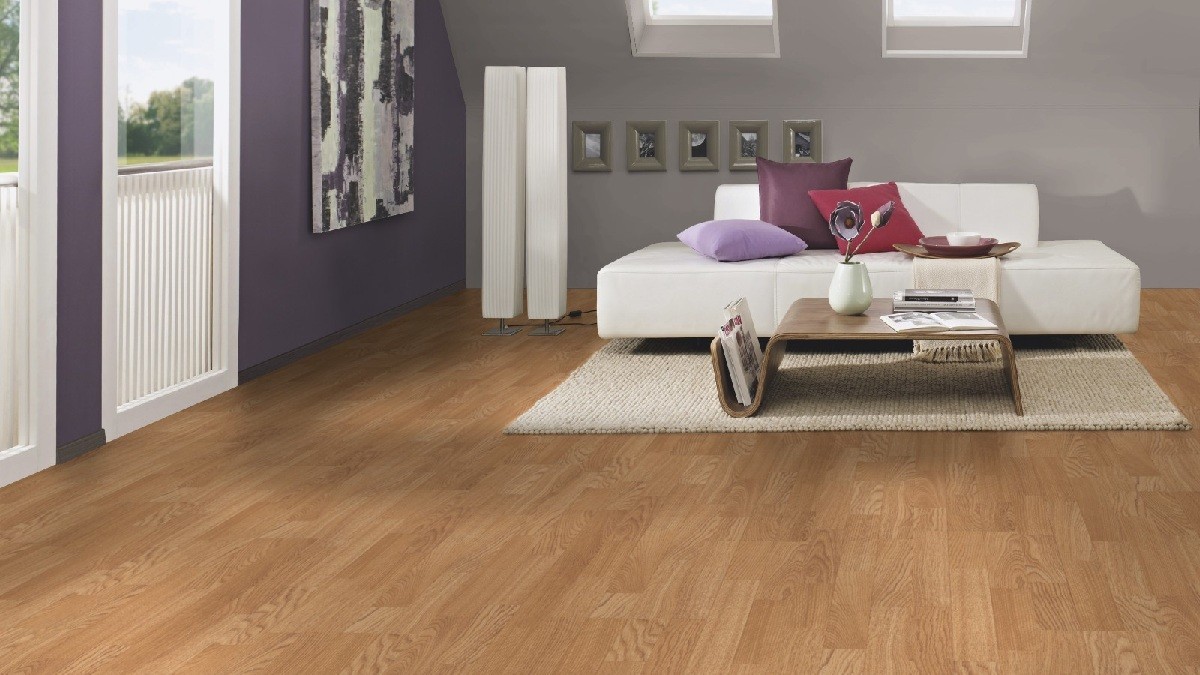 TER HÜRNE Laminat Eiche lichtbraun Schiffsboden 3-Stab | Step One-4012853085659 guenstig bei bodenverkauf.de kaufen TER HÜRNE Laminat Eiche lichtbraun Schiffsboden 3-Stab | Step One-4012853085659