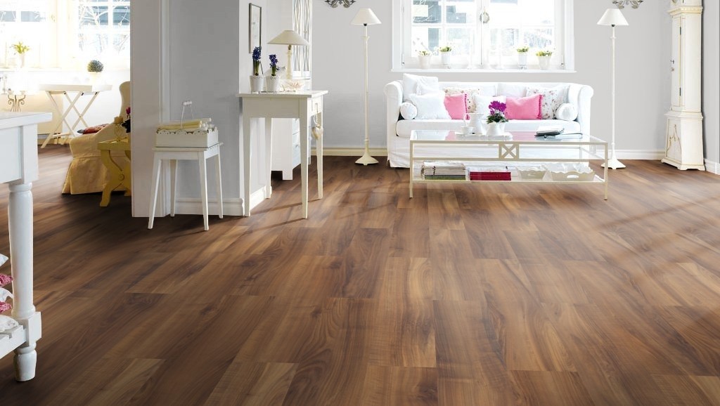 HARO Laminat Italienischer Nussbaum Landhausdiele | Tritty 100 | 2.Wahl | 31 m²-4018427310691 guenstig bei bodenverkauf.de kaufen HARO Laminat Italienischer Nussbaum Landhausdiele | Tritty 100 | 2.Wahl | 31 m²-4018427310691