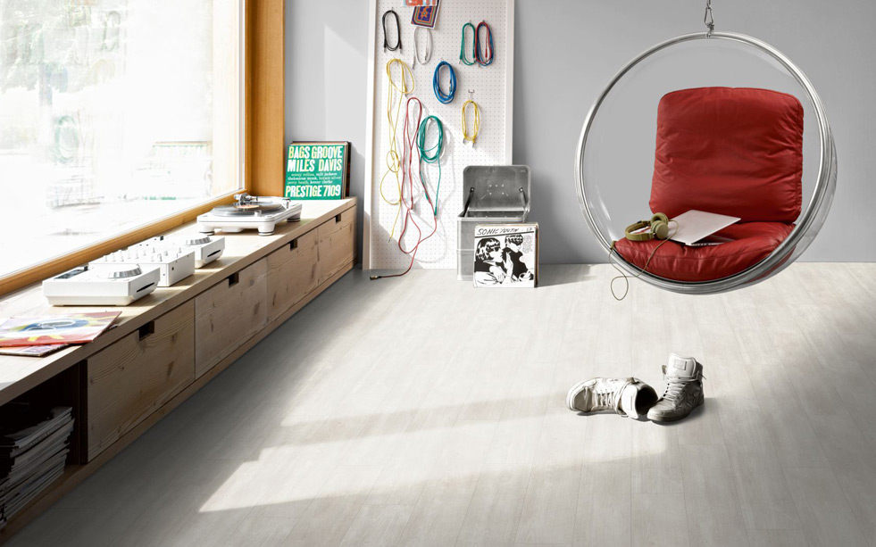 PARADOR Laminat Eiche Nordic Sky Landhausdiele Naturmattstruktur V-Fuge | Basic 400V | 34 m²-4014809232308