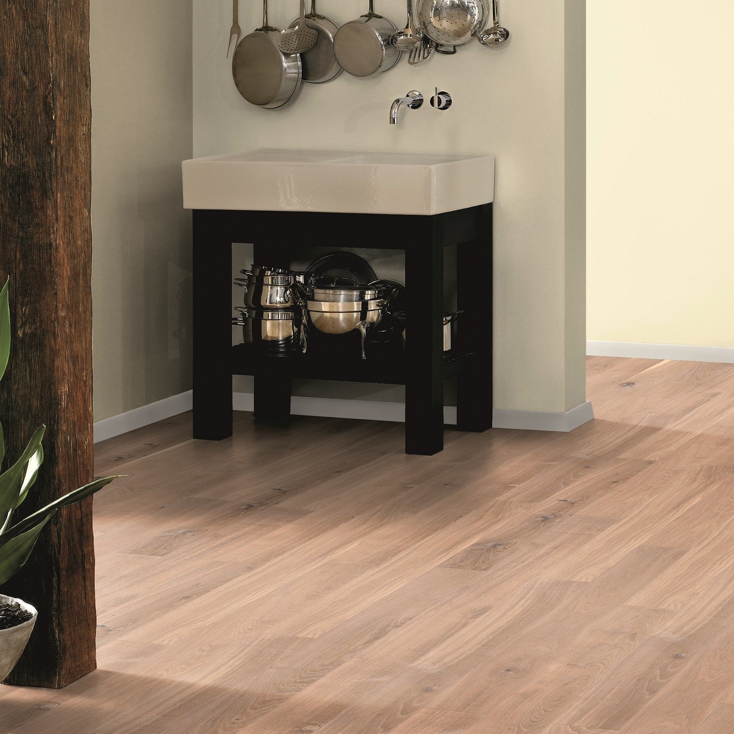 TER HÜRNE Parkett Eiche antik altbraun Landhausdiele gealtert naturgeölt | Bright Collection-4012853067815 guenstig bei bodenverkauf.de kaufen TER HÜRNE Parkett Eiche antik altbraun Landhausdiele gealtert naturgeölt | Bright Collection-4012853067815