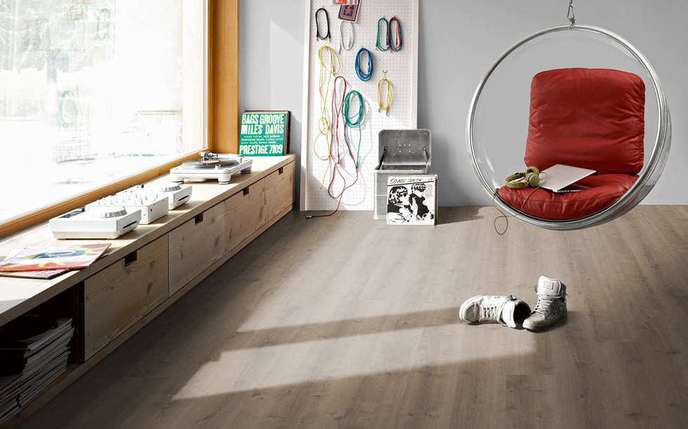 PARADOR Designboden Eiche Pure perlgrau Schlossdiele Holzstruktur 4-seitige Fase | Modular ONE-4014809192480