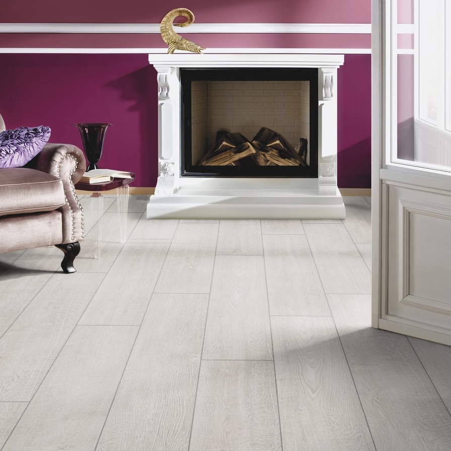 TER HÜRNE Laminat Eiche weißgrau Landhausdiele breit 4-seitige V-Fuge | Breeze Line | 26 m²-4012853120619